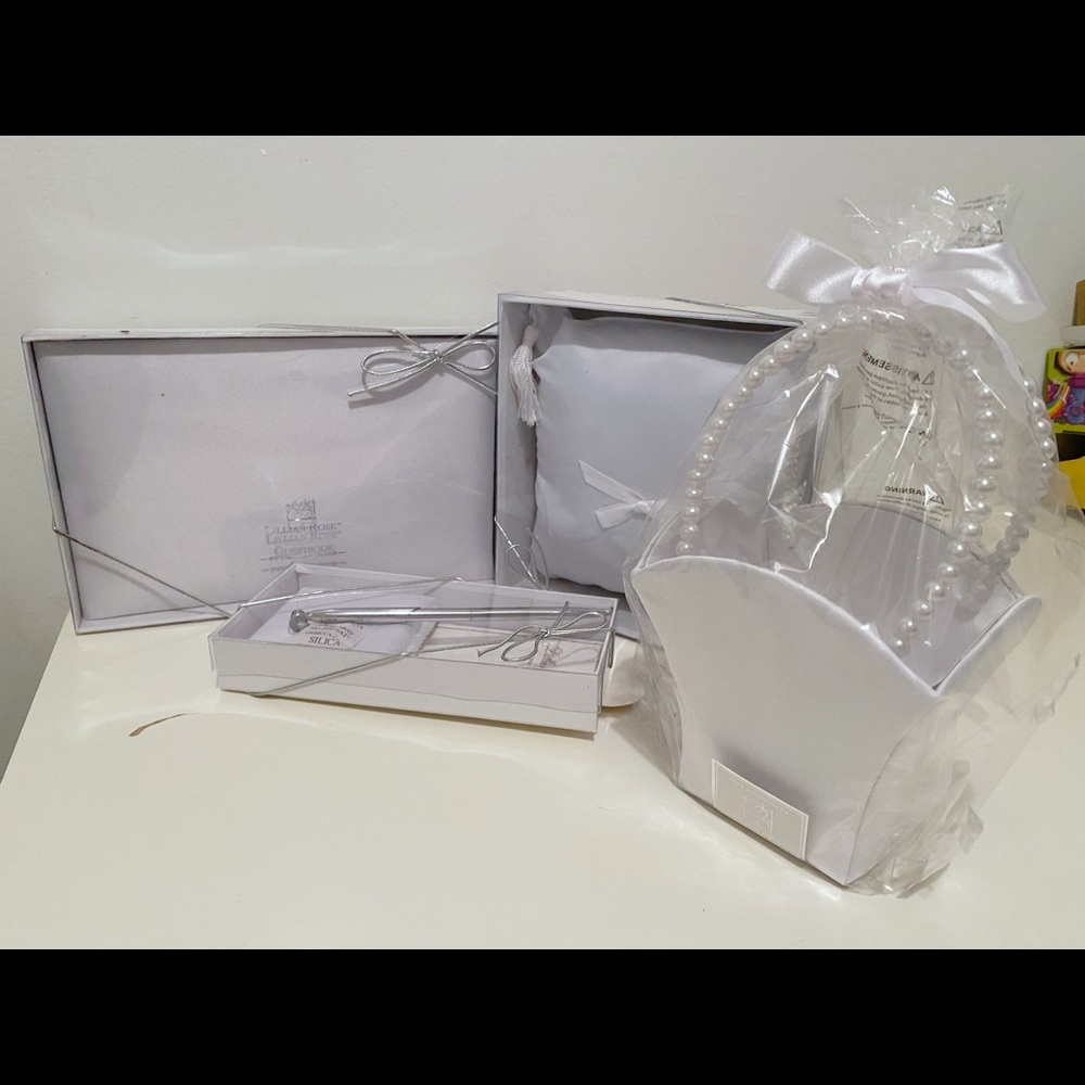Lillian Rose White Satin Wedding Accessory Set